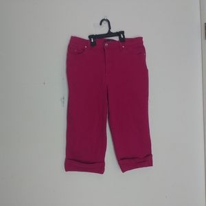 Gloria Vanderbilt Capri shorts pre-owned
